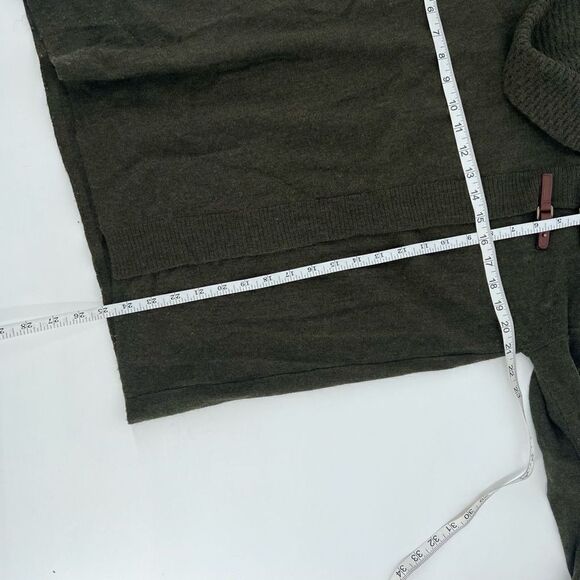 Ellen Tracy Merino Wool Buckle Sweater Turtleneck - Picture 2 of 7